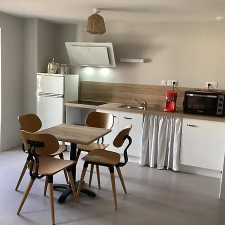 Appartement La Fontaine à Cohade Extérieur photo